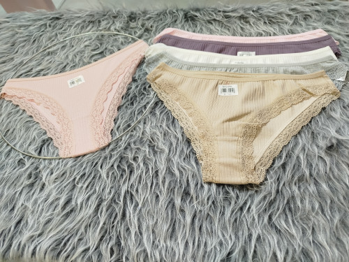 شورت کبریتی لبه تور